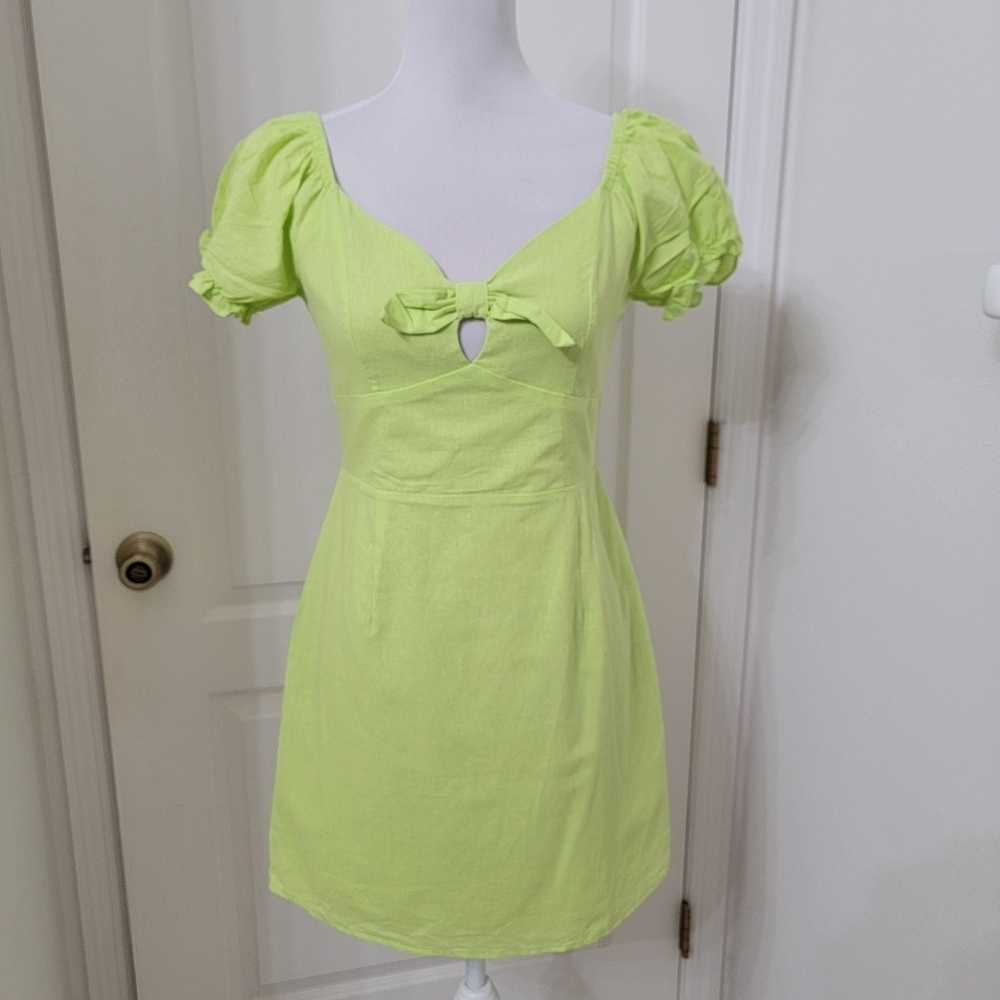 Collective The Label Size 6 Lime Green Puff Sleeve Tie Front Dress, New W/ Tag